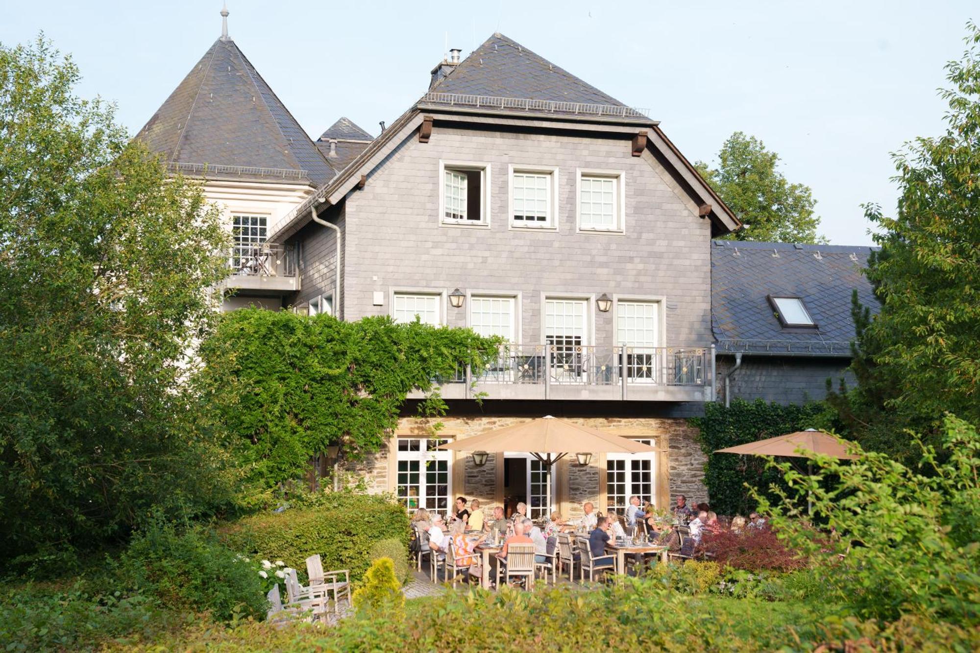 Hotel Hofgut Georgenthal Hohenstein Exterior foto