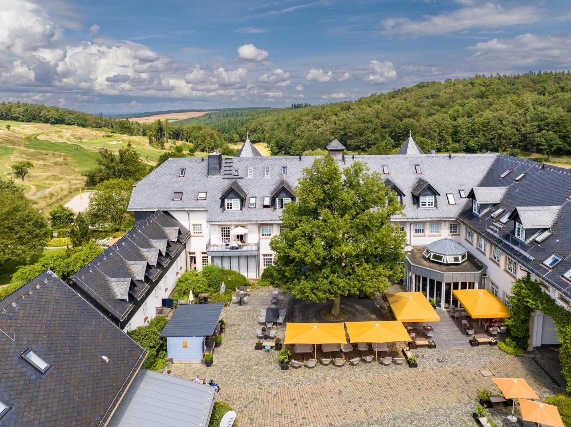 Hotel Hofgut Georgenthal Hohenstein Exterior foto