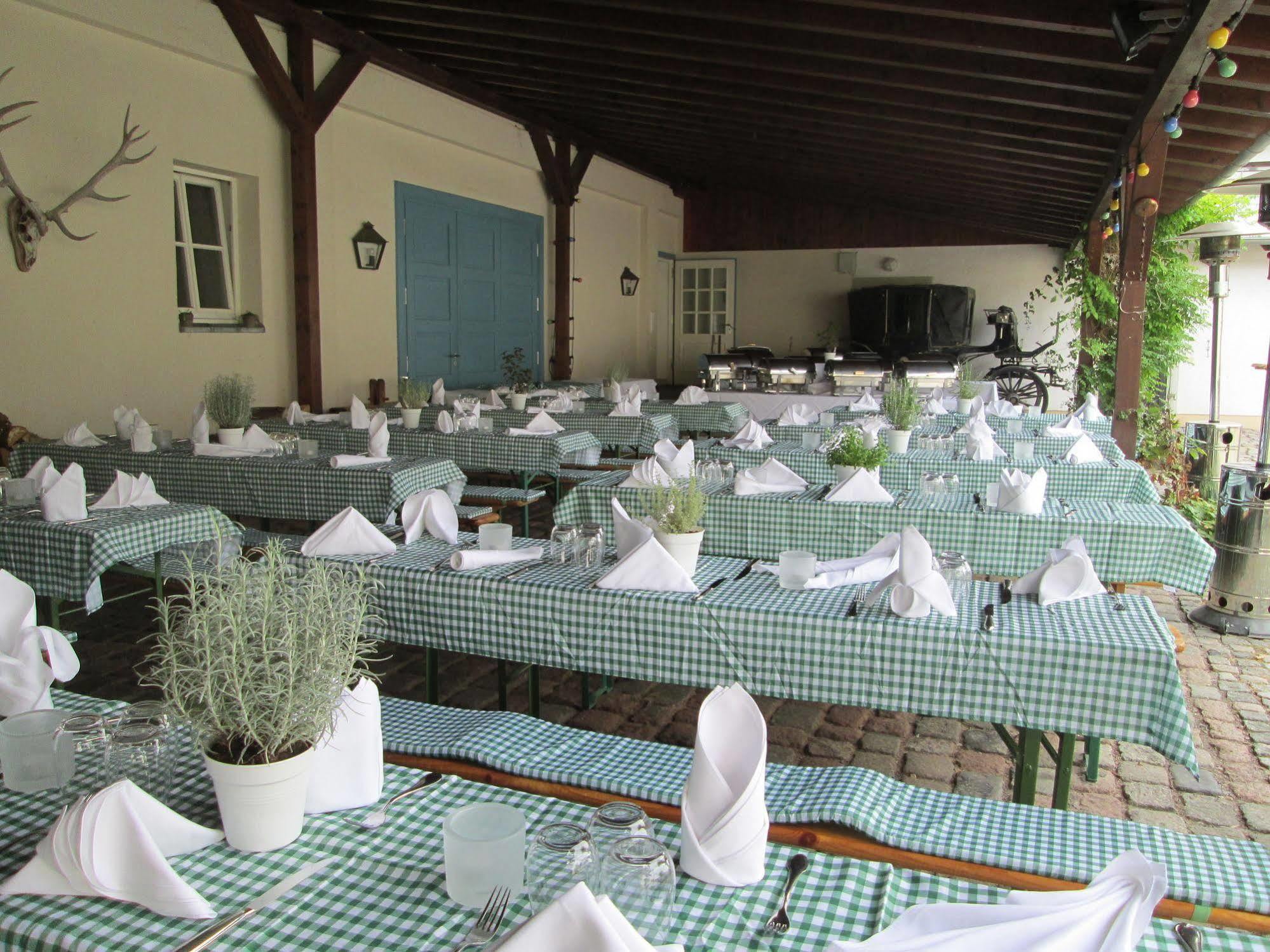 Hotel Hofgut Georgenthal Hohenstein Exterior foto